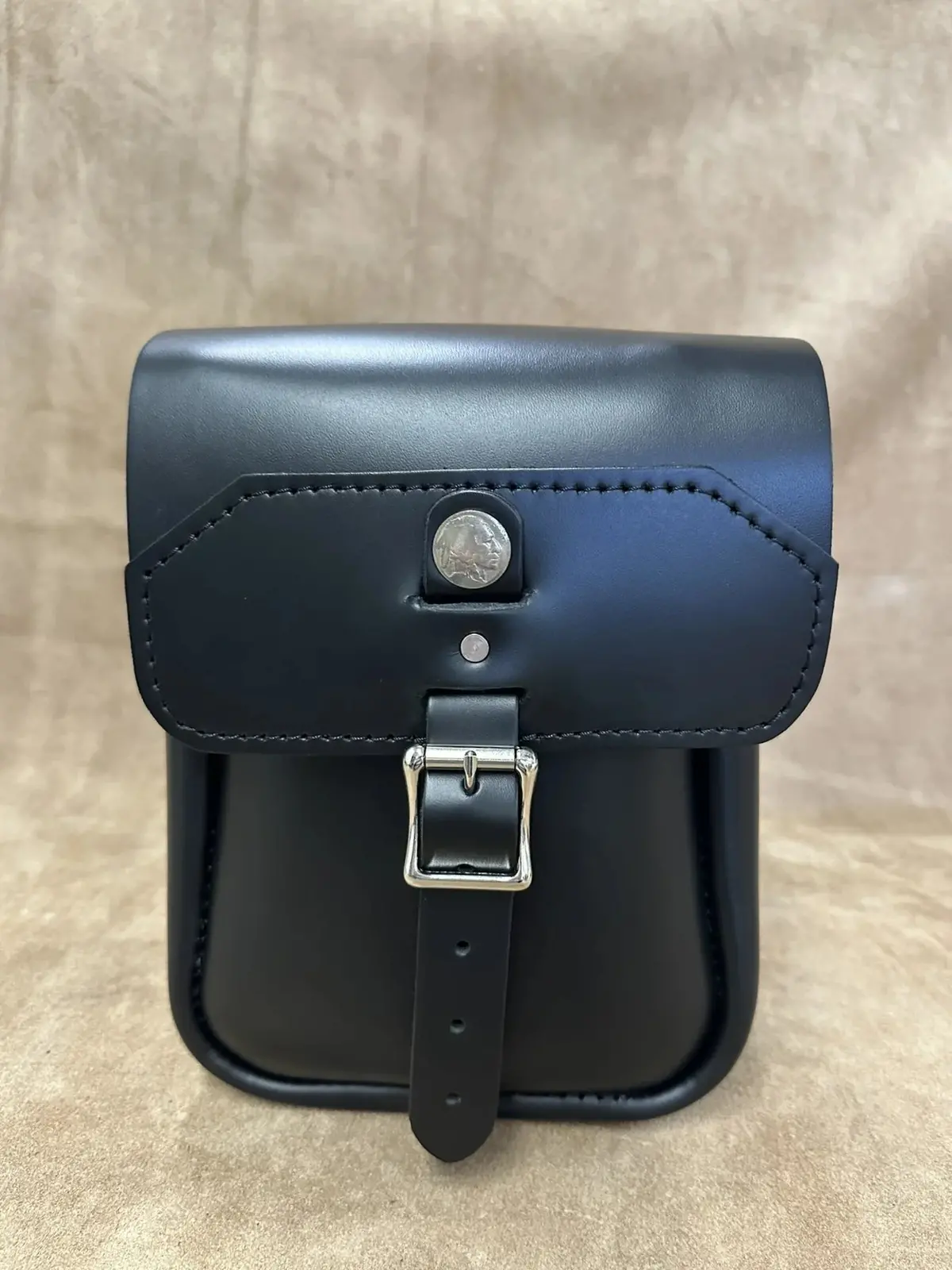 Leather Works 99X Jumbo Sissybar Toolbag 1