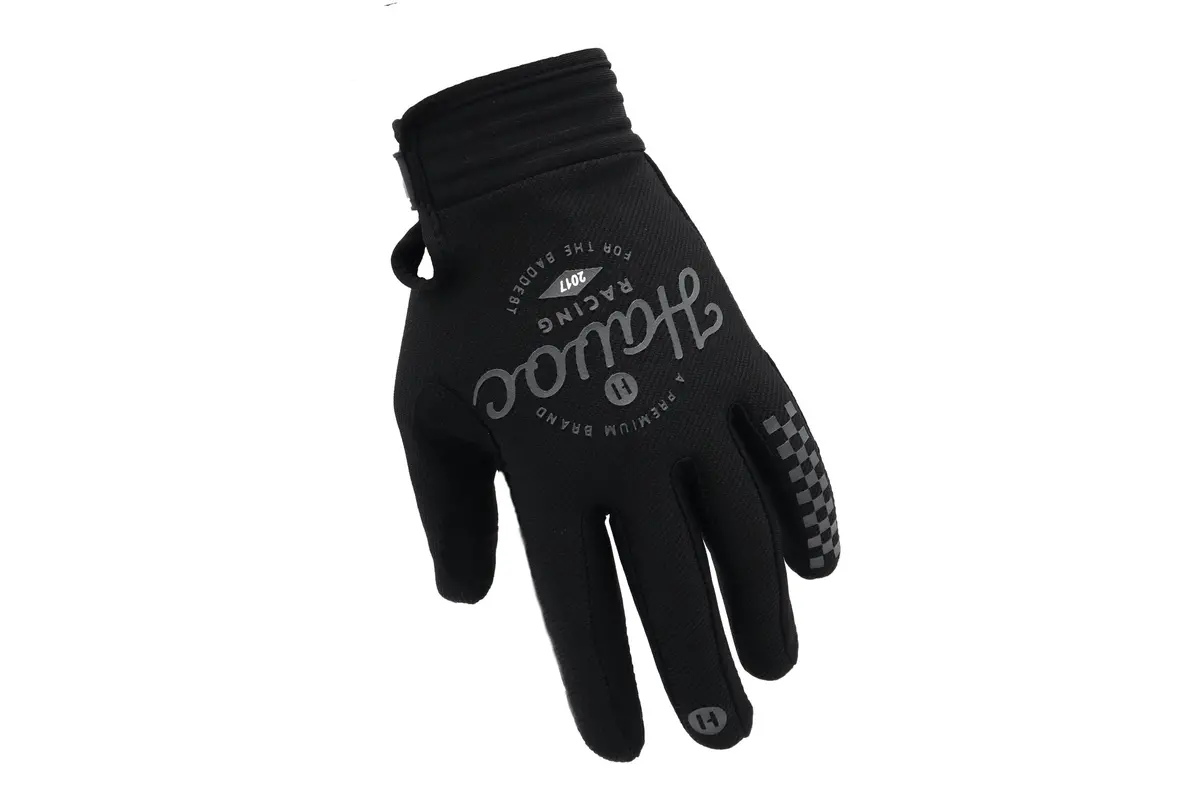 Black Havoc Gloves 1