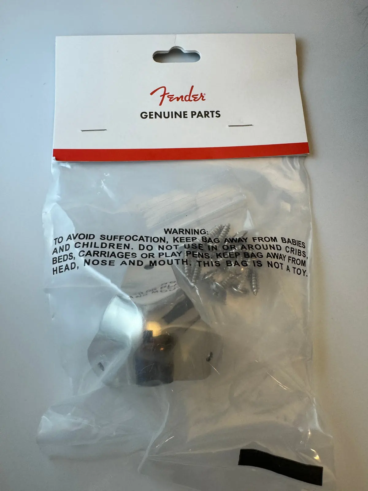 Corners - Fender, For Amplifier, Steel, 3-Hole With Hardware 1