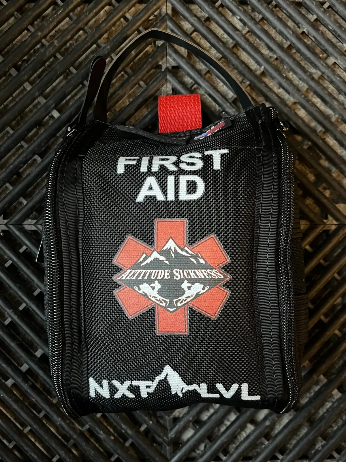 Altitude Sickness Compact First Aid Kit 1