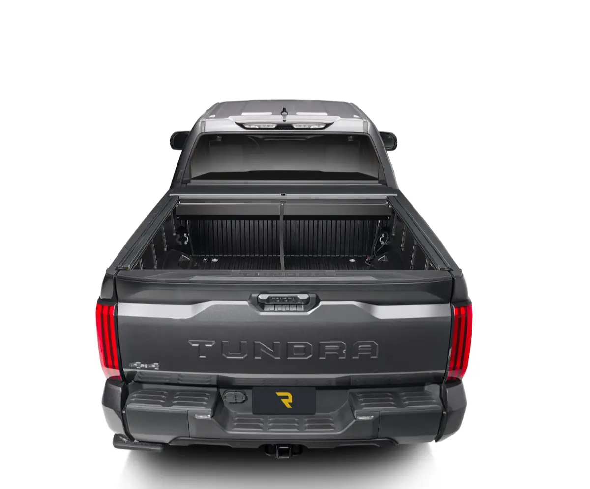 Roll And Lock A-Series Xt Tonneau Cover 1