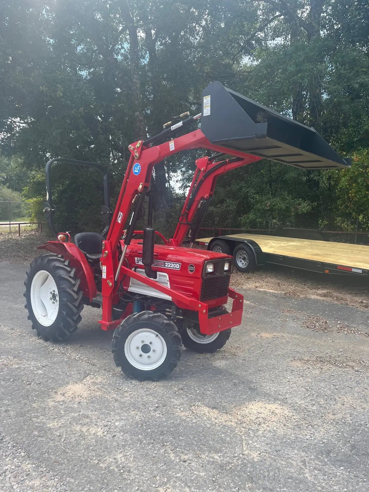 Ym2220d Yanmar Tractor 4X4 With Front End Loader 1