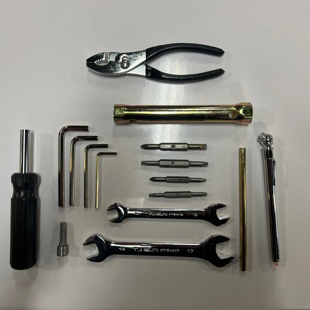 Compact Tool Kit - Metric 1