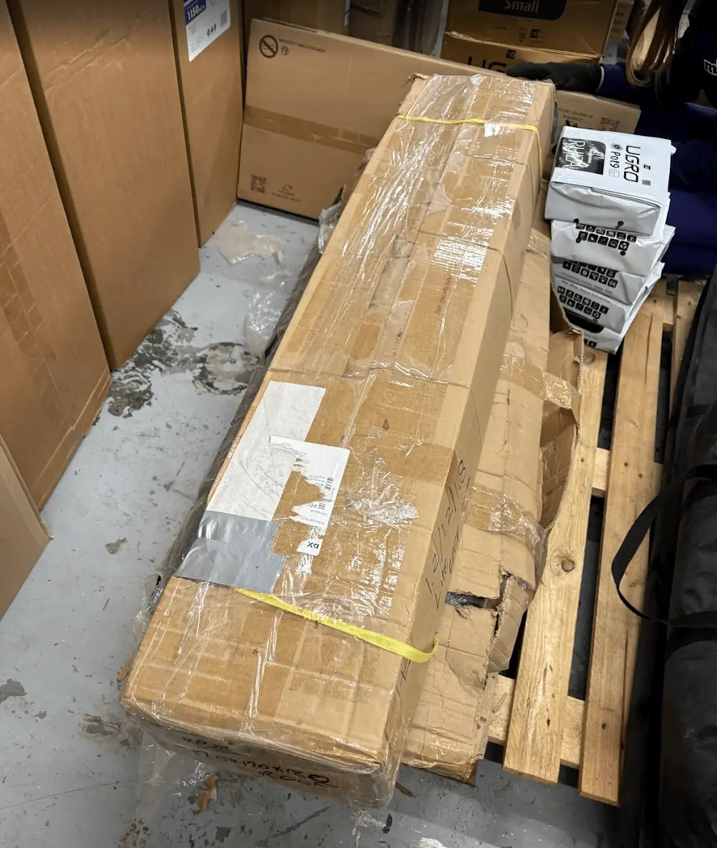 Box Damage - Bud Box Lite Roof Silver 120 X 120 X 180 1
