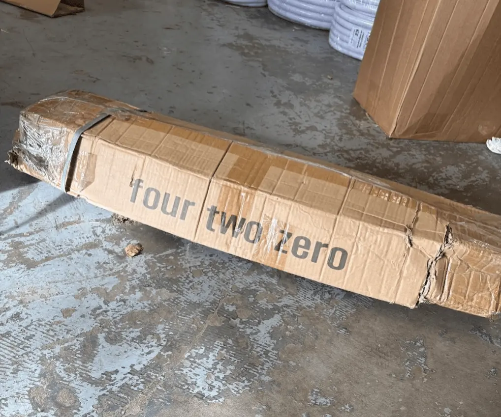 Box Damage - Four Two Zero Propagation Tent 90 X 60 X 60Cm 1