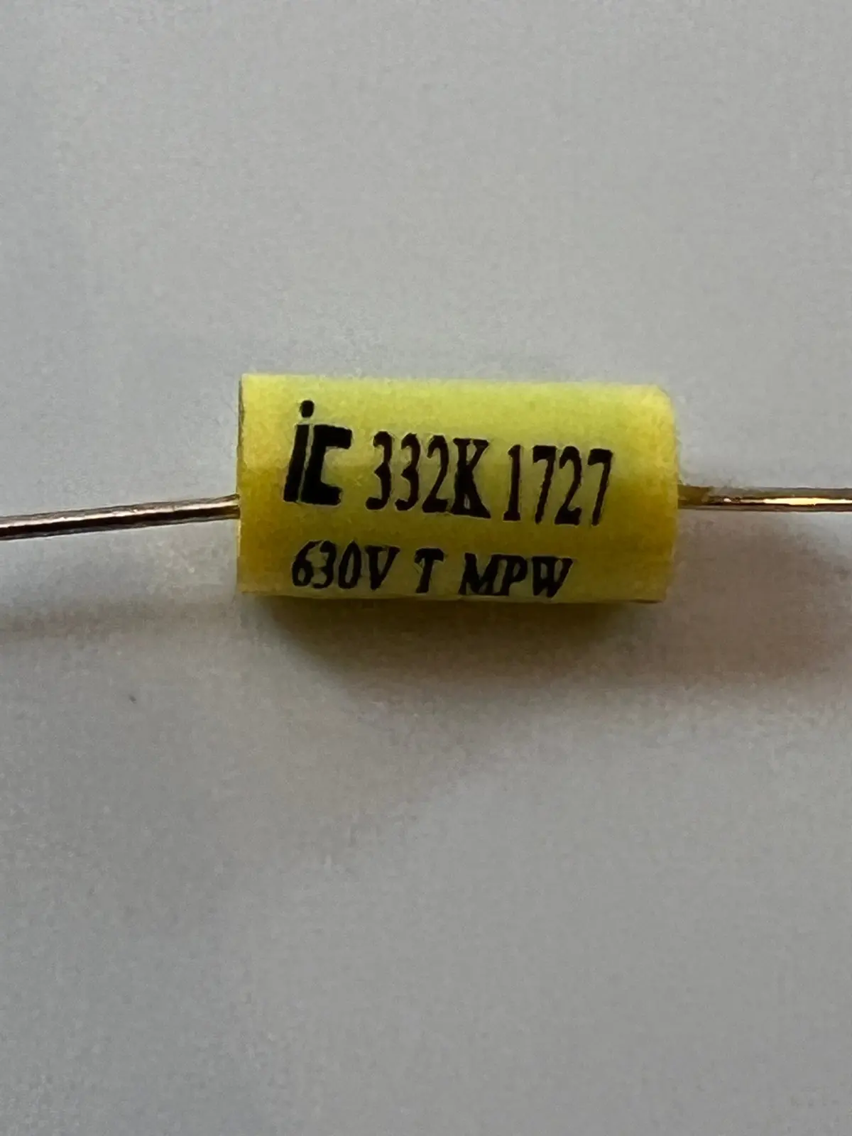 Capacitor - .0033Uf @ 630 Vdc - Polypropylene, Axial Leads - Illinois Capacitor 1