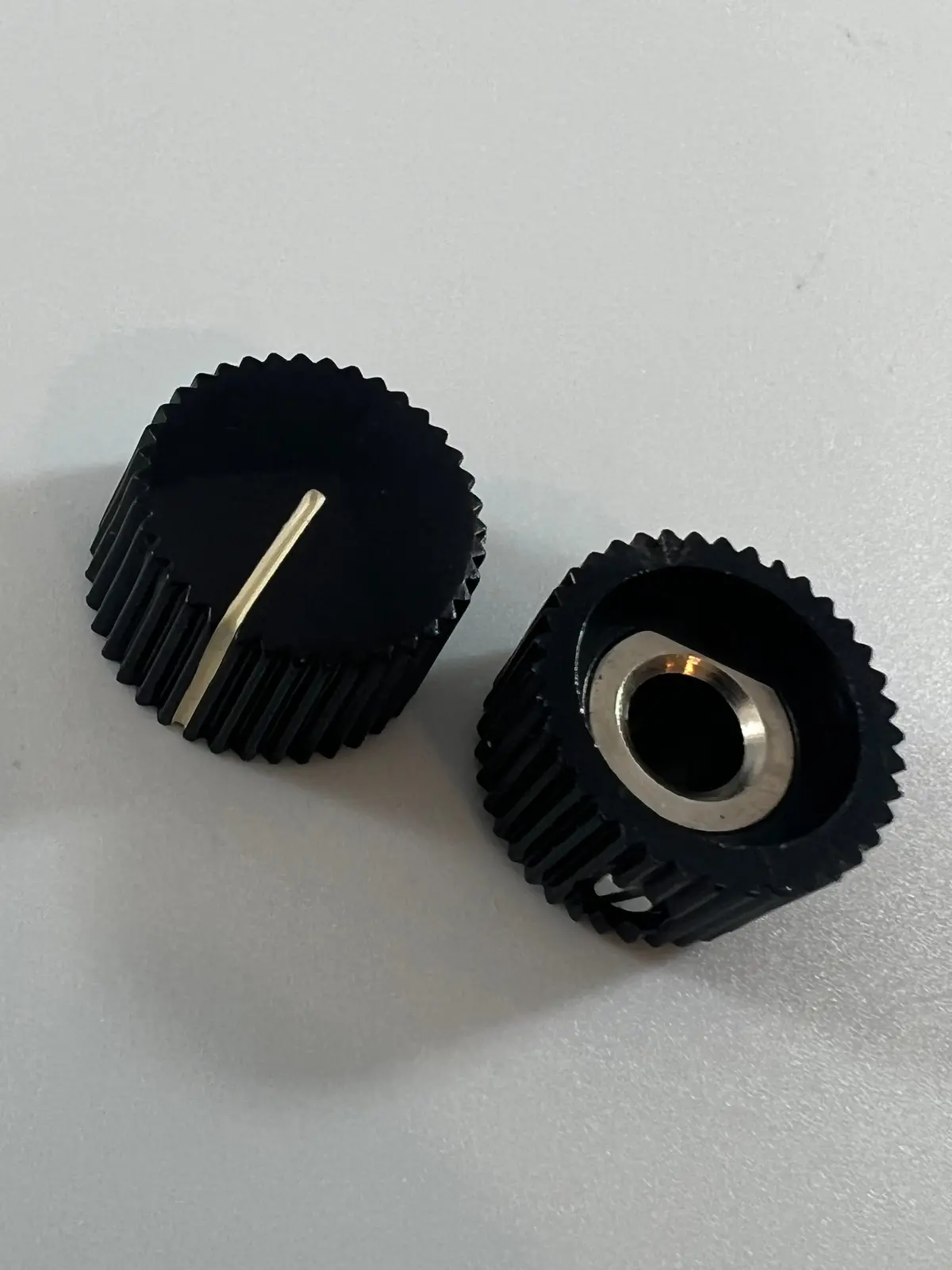 Knob - Black - Vintage, Set Screw, Brass Insert .75" Diameter 1