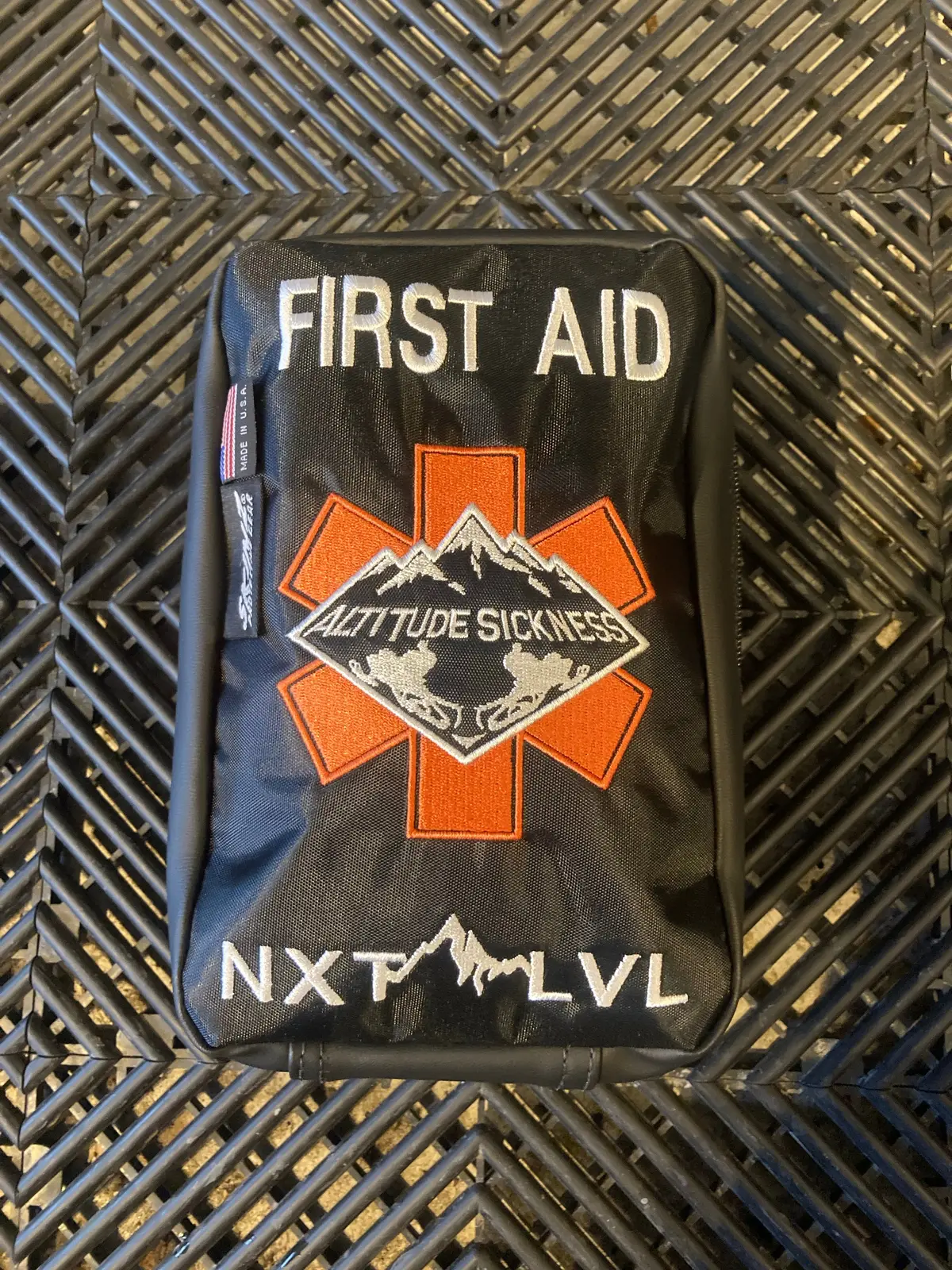 Altitude Sickness First Aid Trauma Kit 1