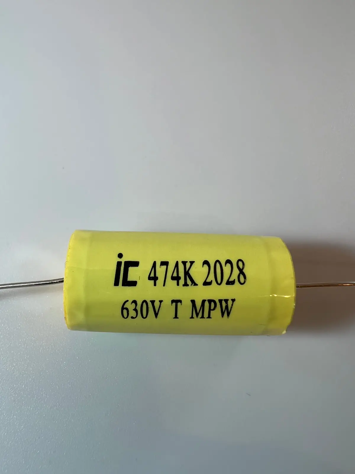 Capacitor - .47Uf @ 630 Vdc - Polypropylene, Axial Leads - Illinois Capacitor 1