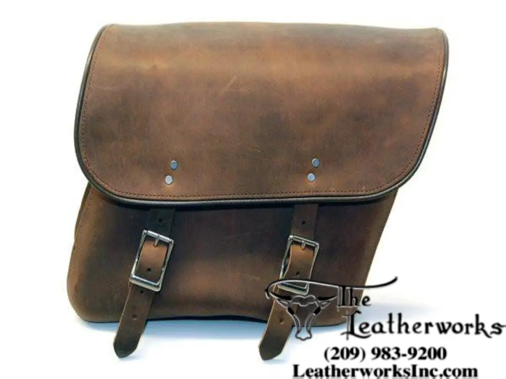 Distressed Brown Saddlebag 404 1