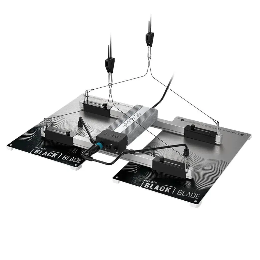 Lumii Black Blade Led - 400W Grow Light 1