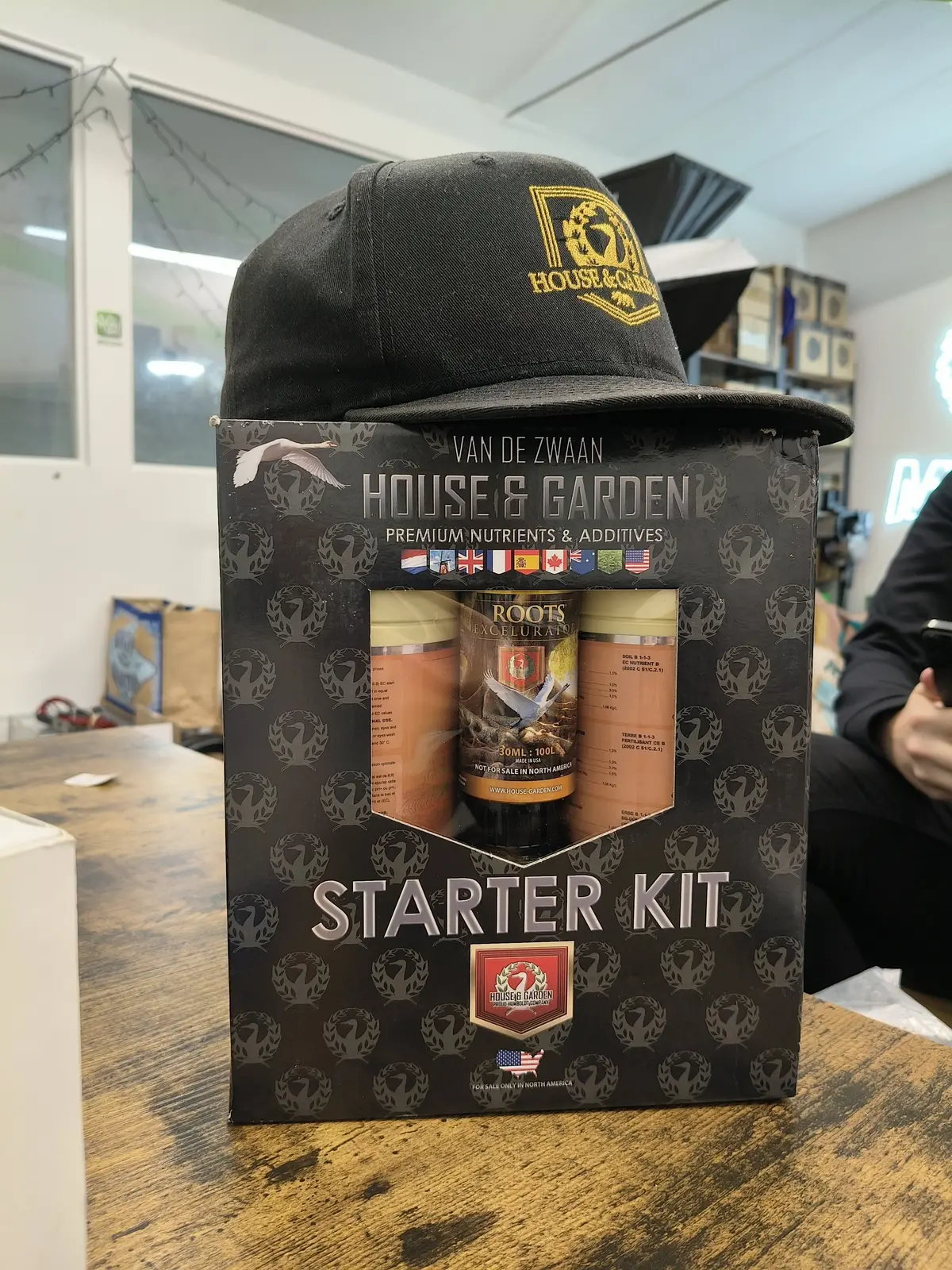 House & Garden Coco Complete Nutrient Starter Kit 1