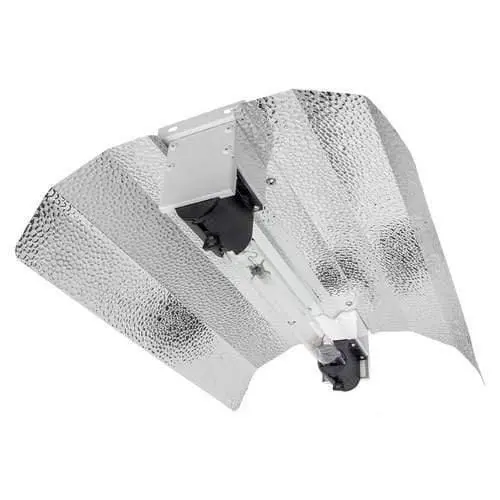 The Lumii 400V Double Ended Reflector 1